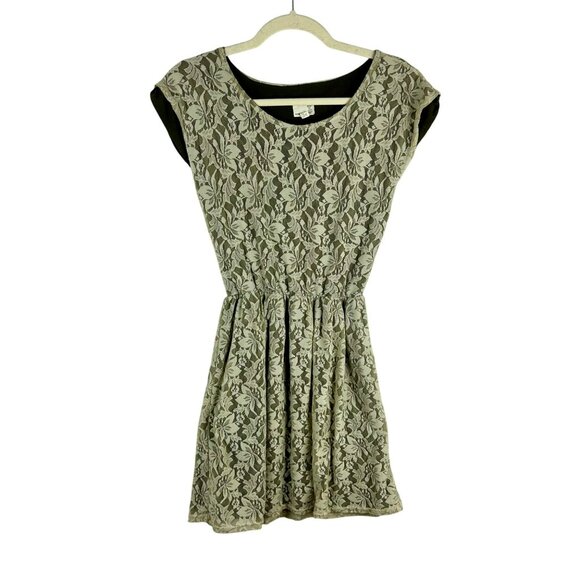 Urban Outfitters Renewal Lace‎ Jersey Mini Dress Women Small Green White Floral - Picture 1 of 8